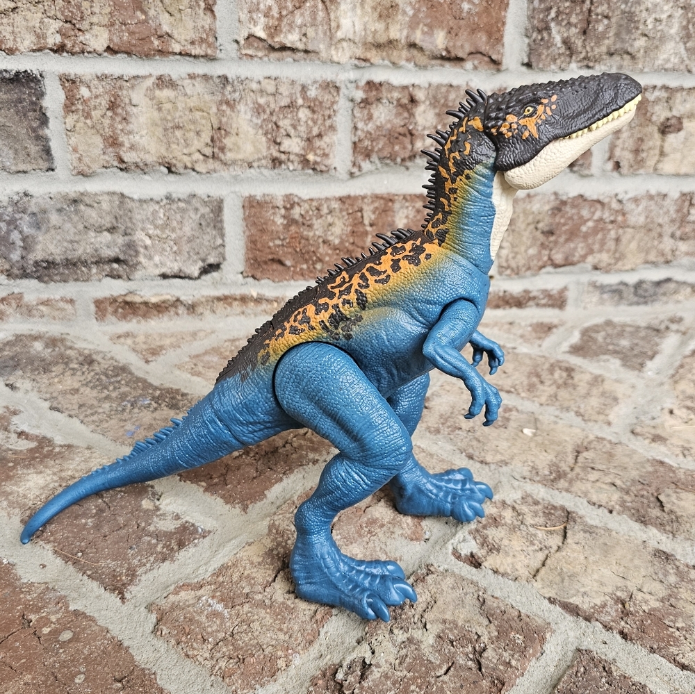 Jurassic World Mega Destroyer Blue Carcharodontosaurus - Picture 1 of 7